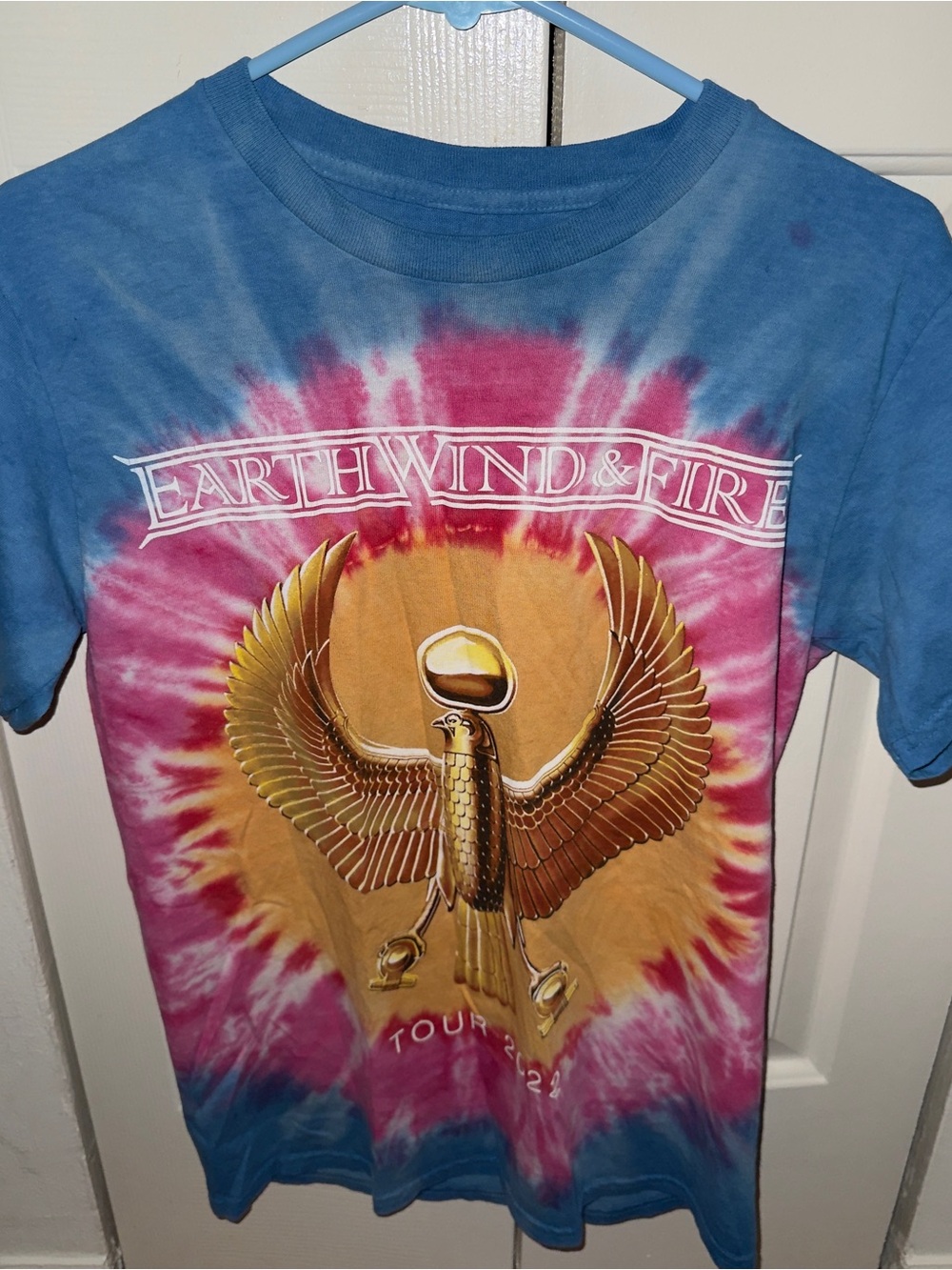 Earth Wind & Fire Tour 2022 Tie Dye Band Tee Blue Pink Gold Graphic Tour Shirt